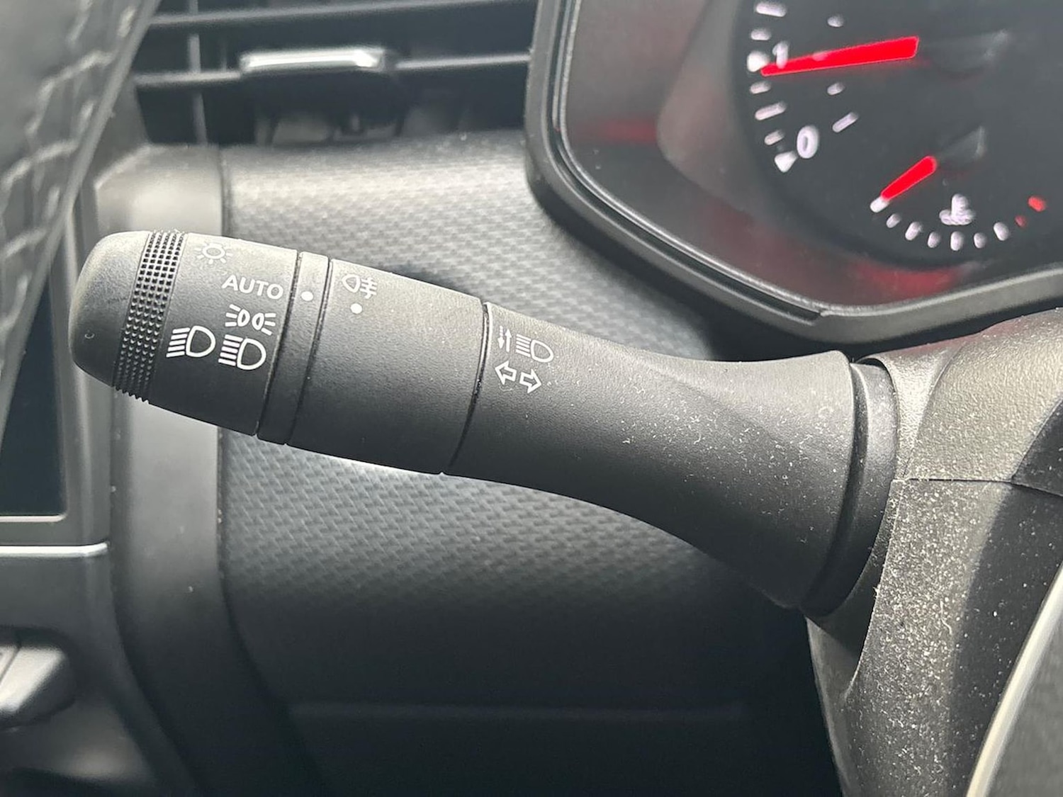 Used Renault Clio 2021 for sale - 76335184: Photo 29