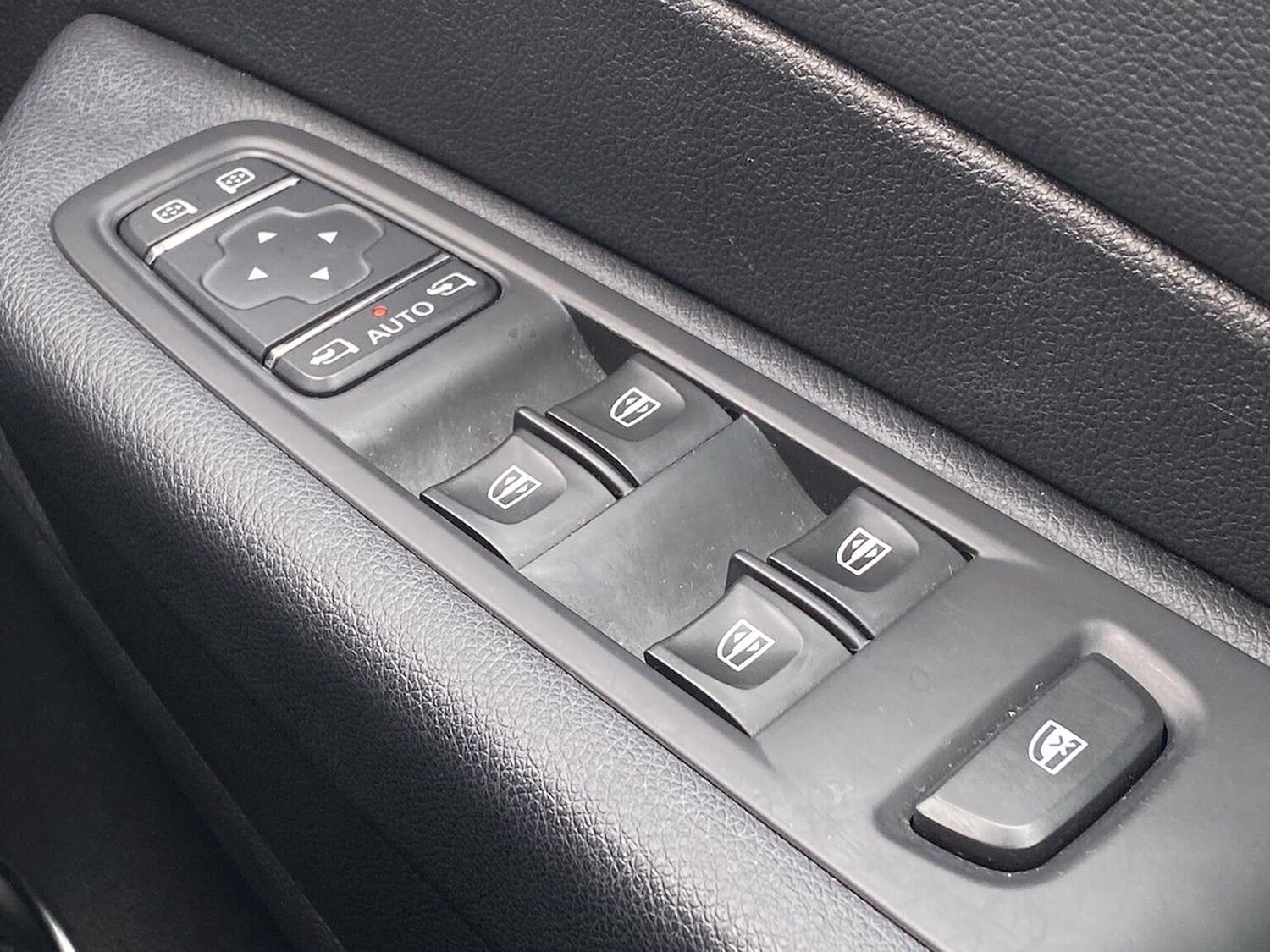 Used Renault Captur 2018 for sale - 78195862: Photo 21