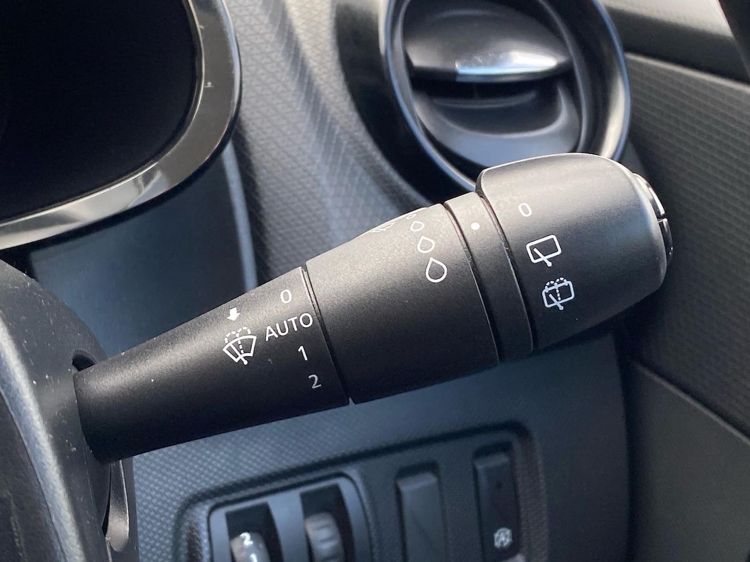 Used Renault Clio 2014 for sale - 78195778: Photo 27