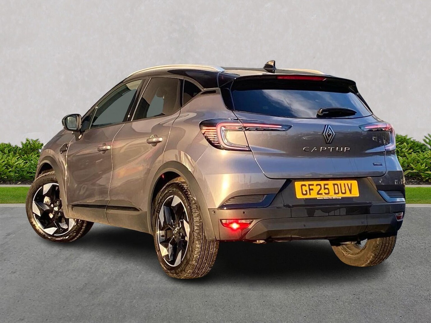 Used Renault Captur 2025 for sale - 77775186: Photo 2