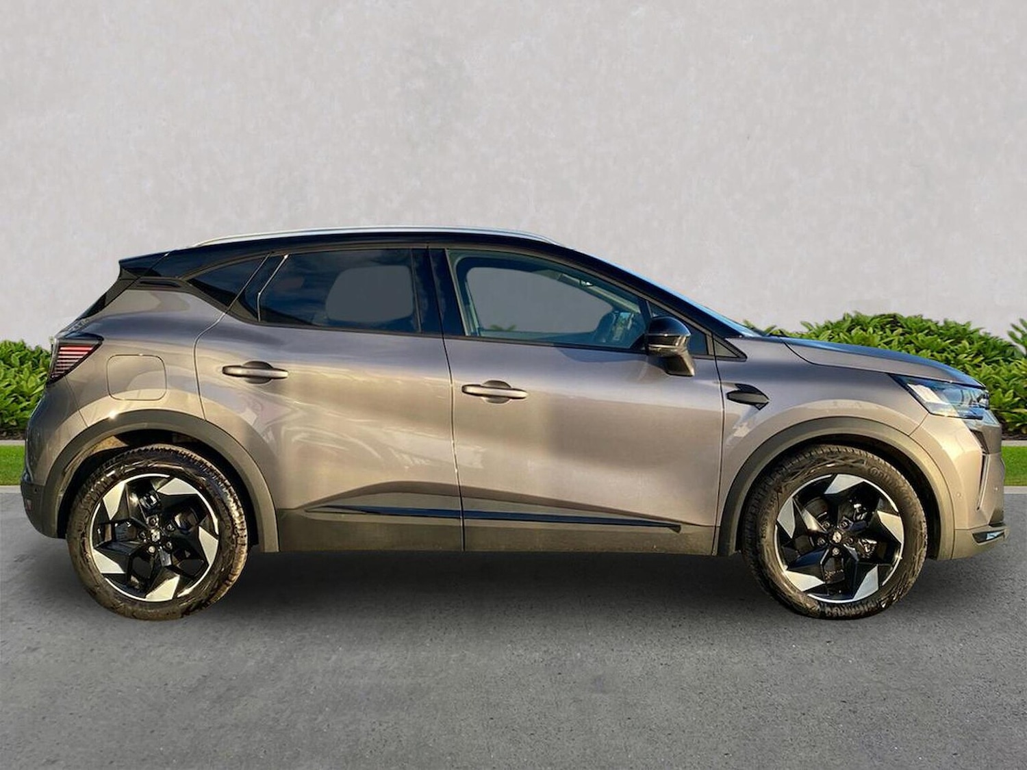 Used Renault Captur 2025 for sale - 77775186: Photo 3