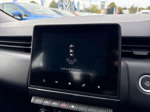 Used Renault Clio 2022 for sale - 76149476: Photo 23