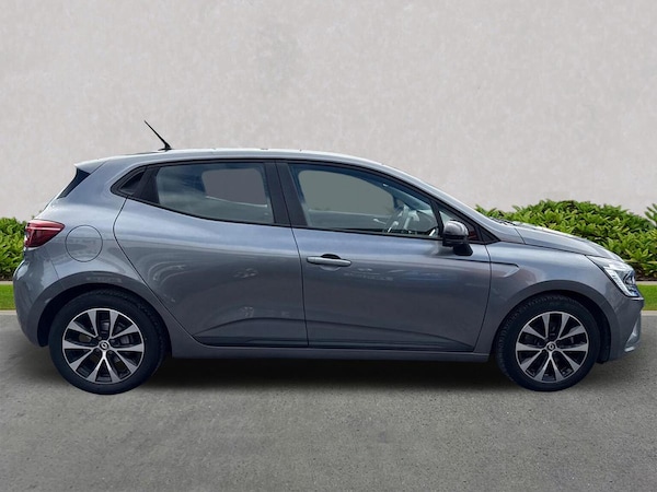 Used Renault Clio 2022 for sale - 76149476: Photo 3