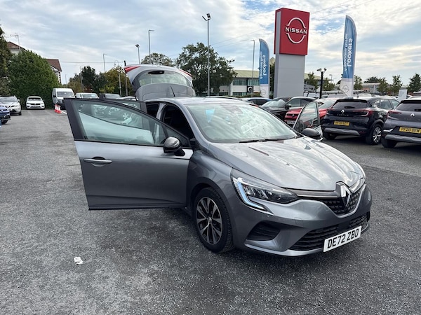 Used Renault Clio 2022 for sale - 76149476: Photo 40