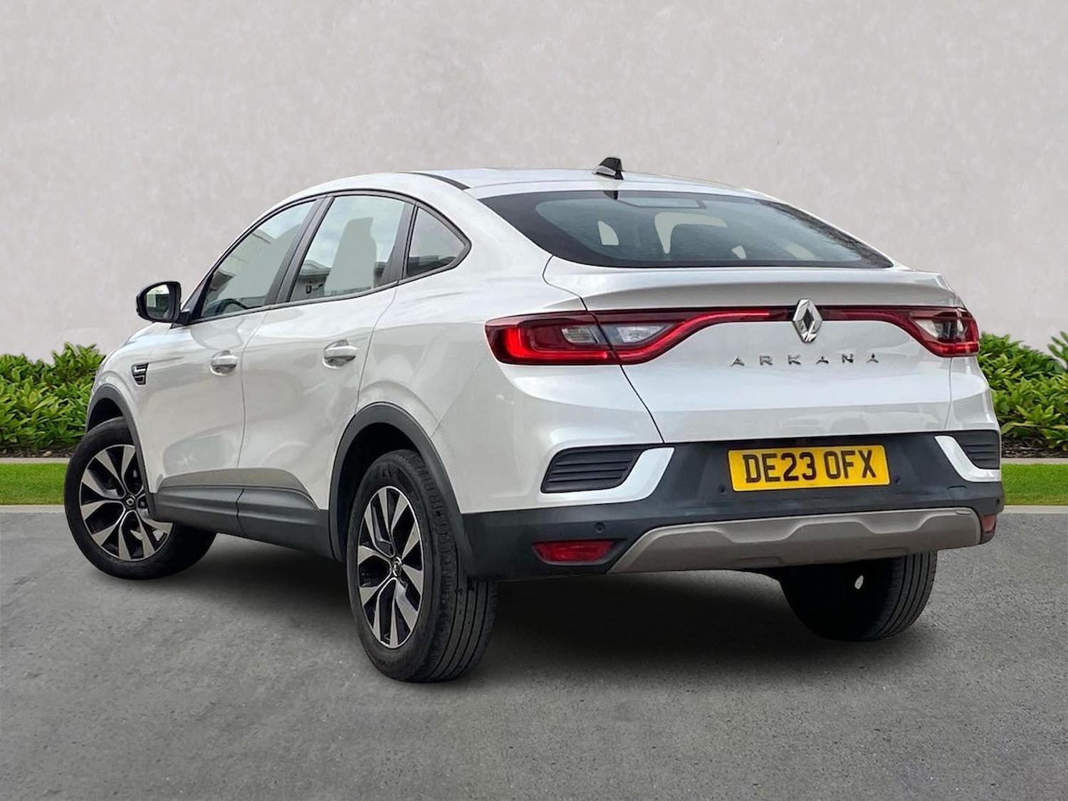 Used Renault Arkana 2023 for sale - 78195638: Photo 2