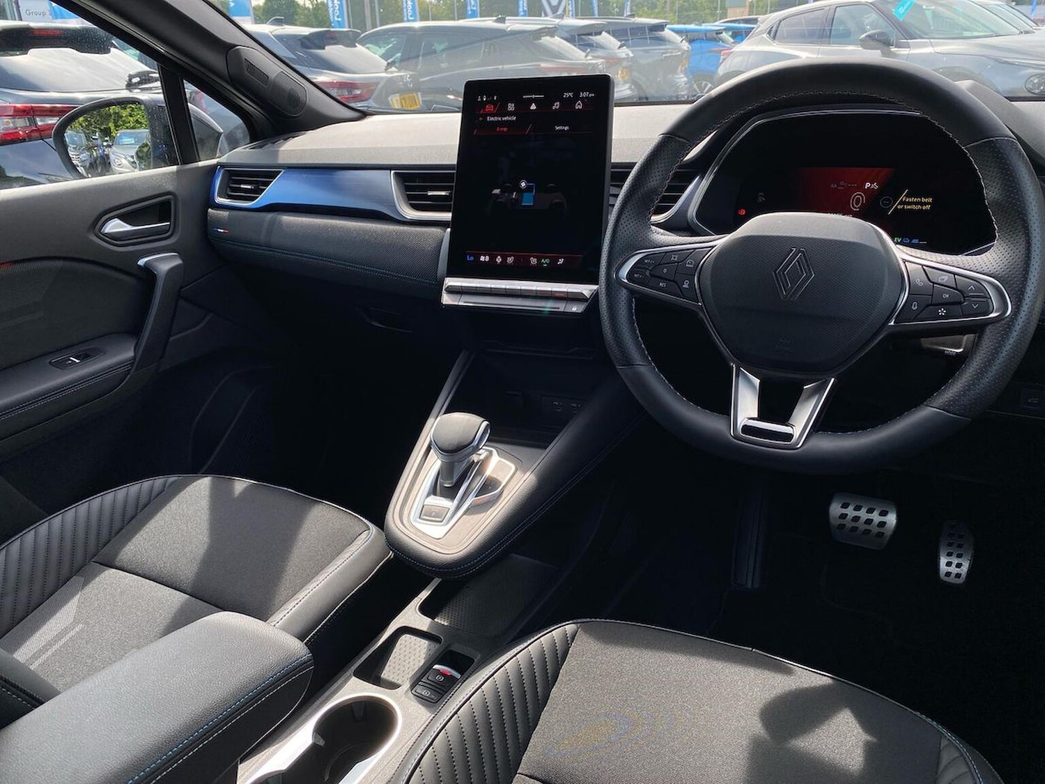 Used Renault Other 2024 for sale - 76313841: Photo 13