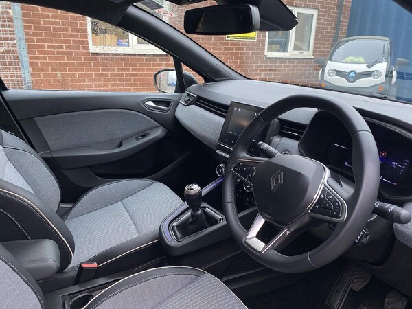 Used Renault Clio 2024 for sale - 76281171: Photo 15