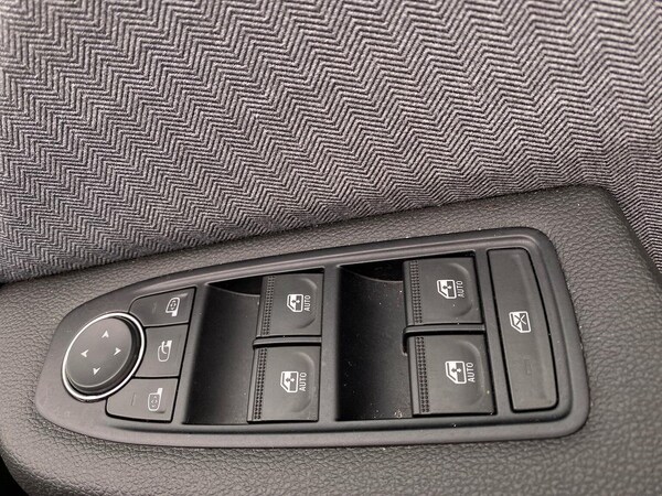 Used Renault Clio 2024 for sale - 76281171: Photo 21