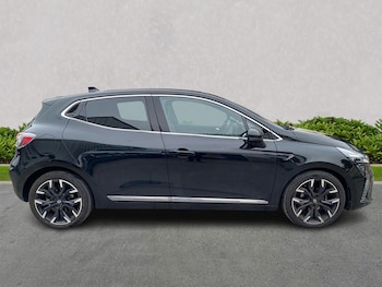 Used Renault Clio 2024 for sale - 76281171: Photo