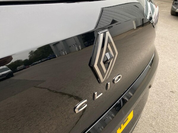 Used Renault Clio 2024 for sale - 76281171: Photo 44