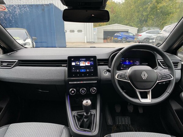Used Renault Clio 2024 for sale - 76281171: Photo 8