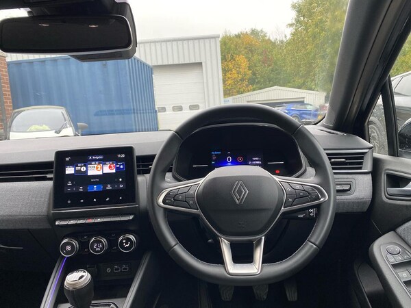 Used Renault Clio 2024 for sale - 76281171: Photo 9