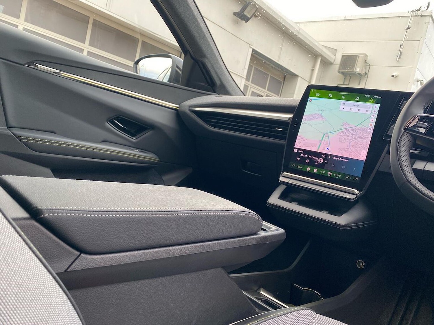 Used Renault Scenic E-Tech 2024 for sale - 76848756: Photo 13