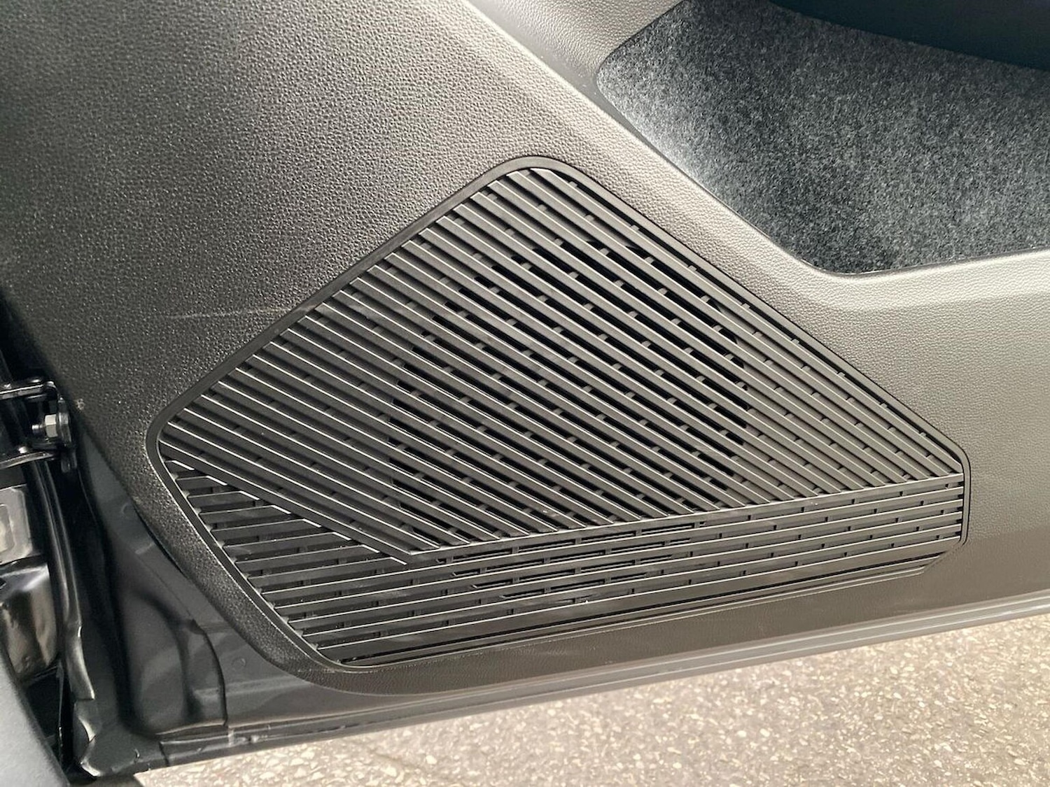 Used Renault Scenic E-Tech 2024 for sale - 76848756: Photo 31