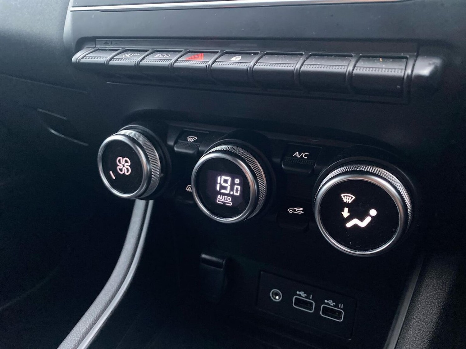 Used Renault Captur 2024 for sale - 76510769: Photo 12