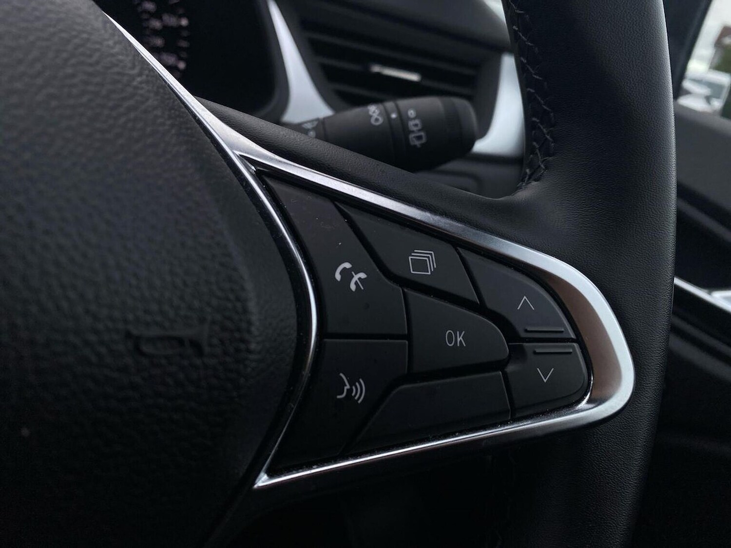 Used Renault Captur 2024 for sale - 76510769: Photo 26