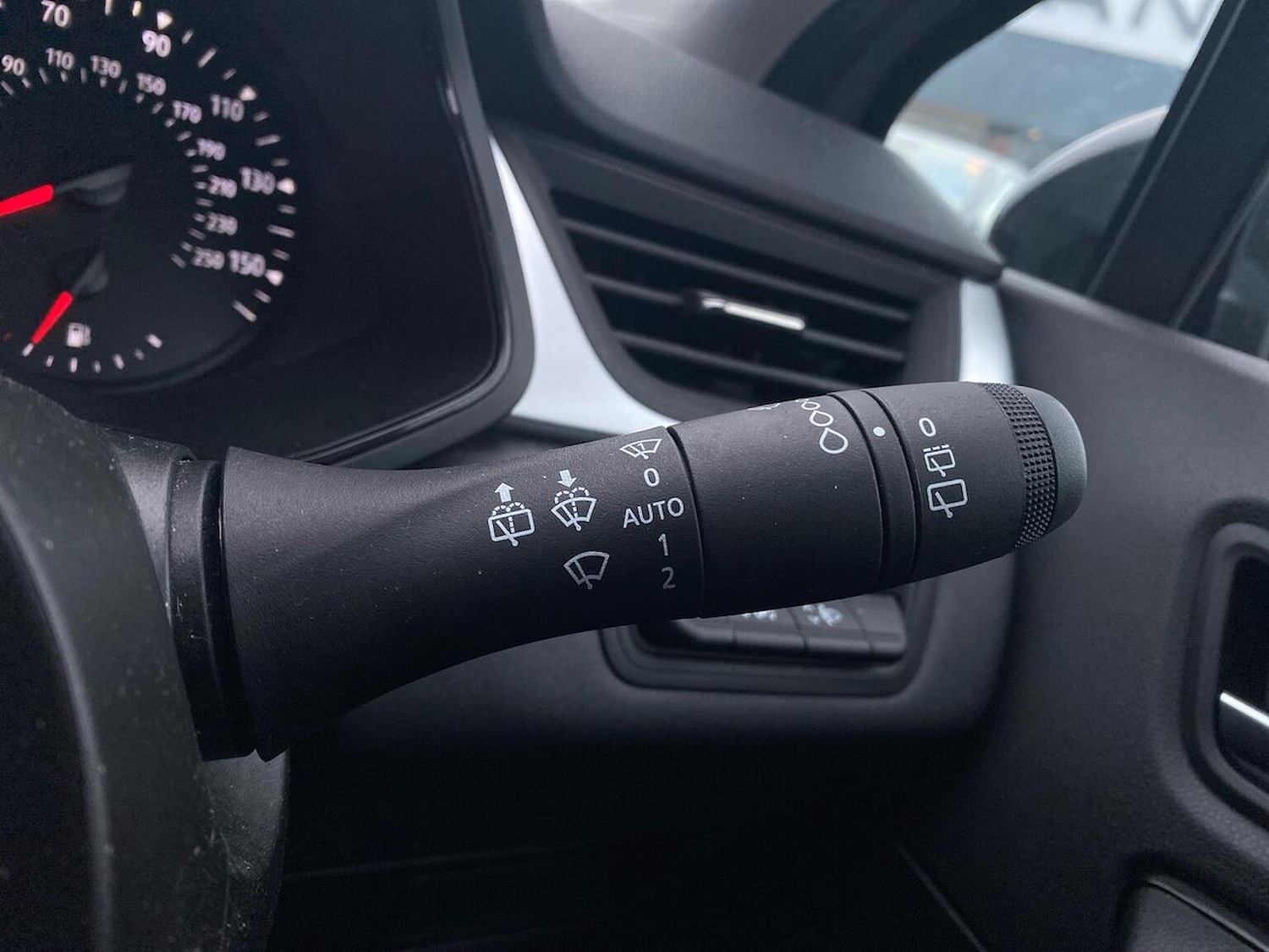 Used Renault Captur 2024 for sale - 76510769: Photo 28