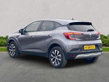 Used Renault Captur 2024 for sale - 76510769: Photo