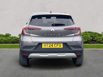 Used Renault Captur 2024 for sale - 76510769: Photo