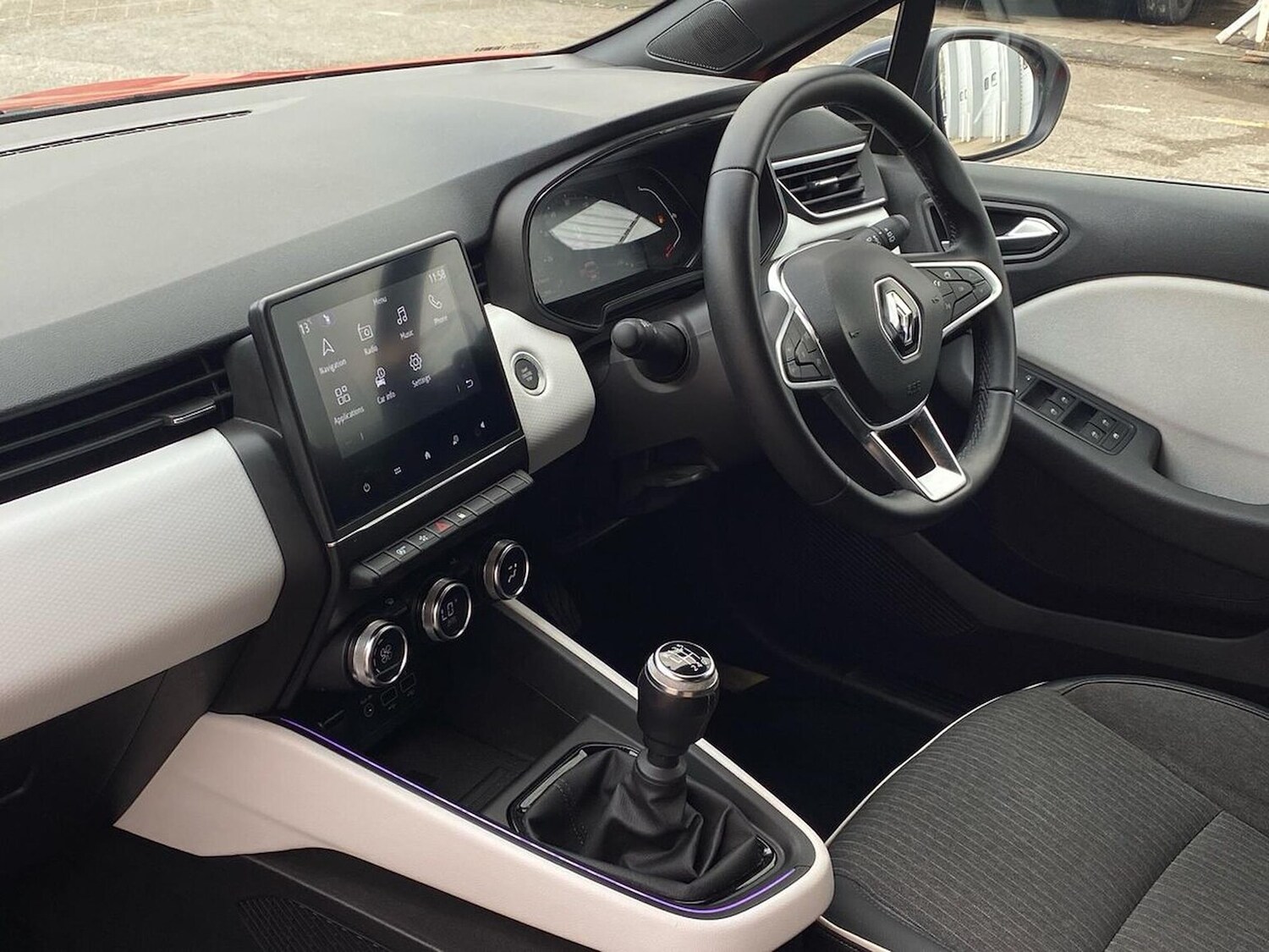 Used Renault Clio 2022 for sale - 78190986: Photo 31