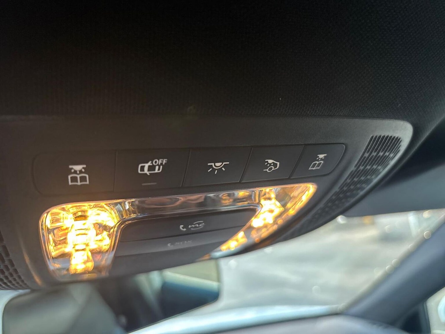 Used Mercedes-Benz A-Class 2020 for sale - 76932278: Photo 32