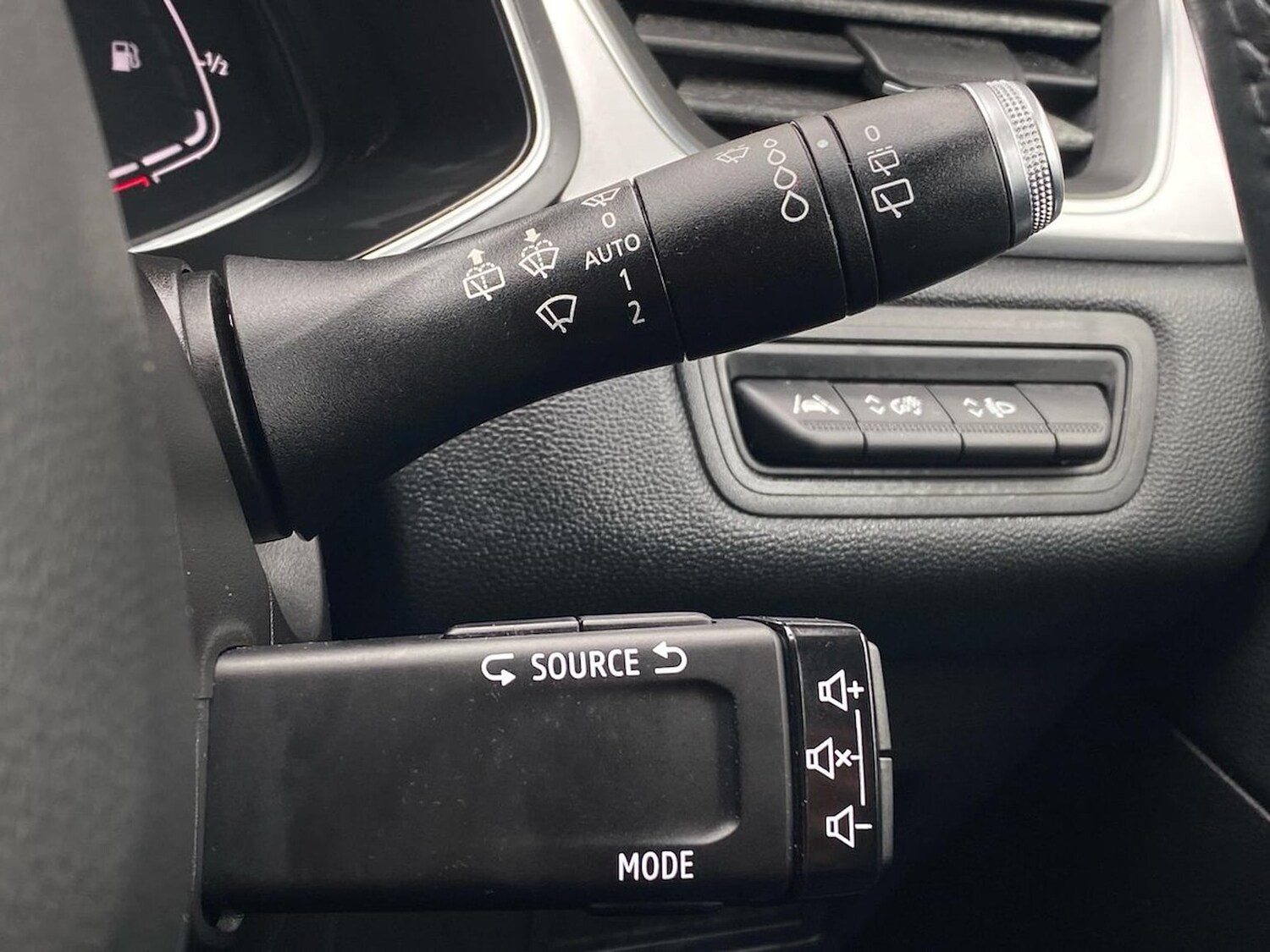 Used Renault Captur 2021 for sale - 78195821: Photo 28