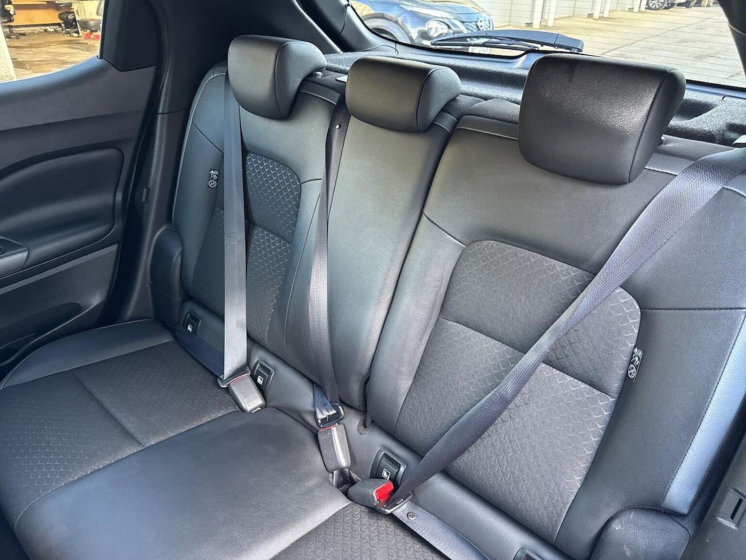 Used Nissan Juke 2024 for sale - 76830635: Photo 16