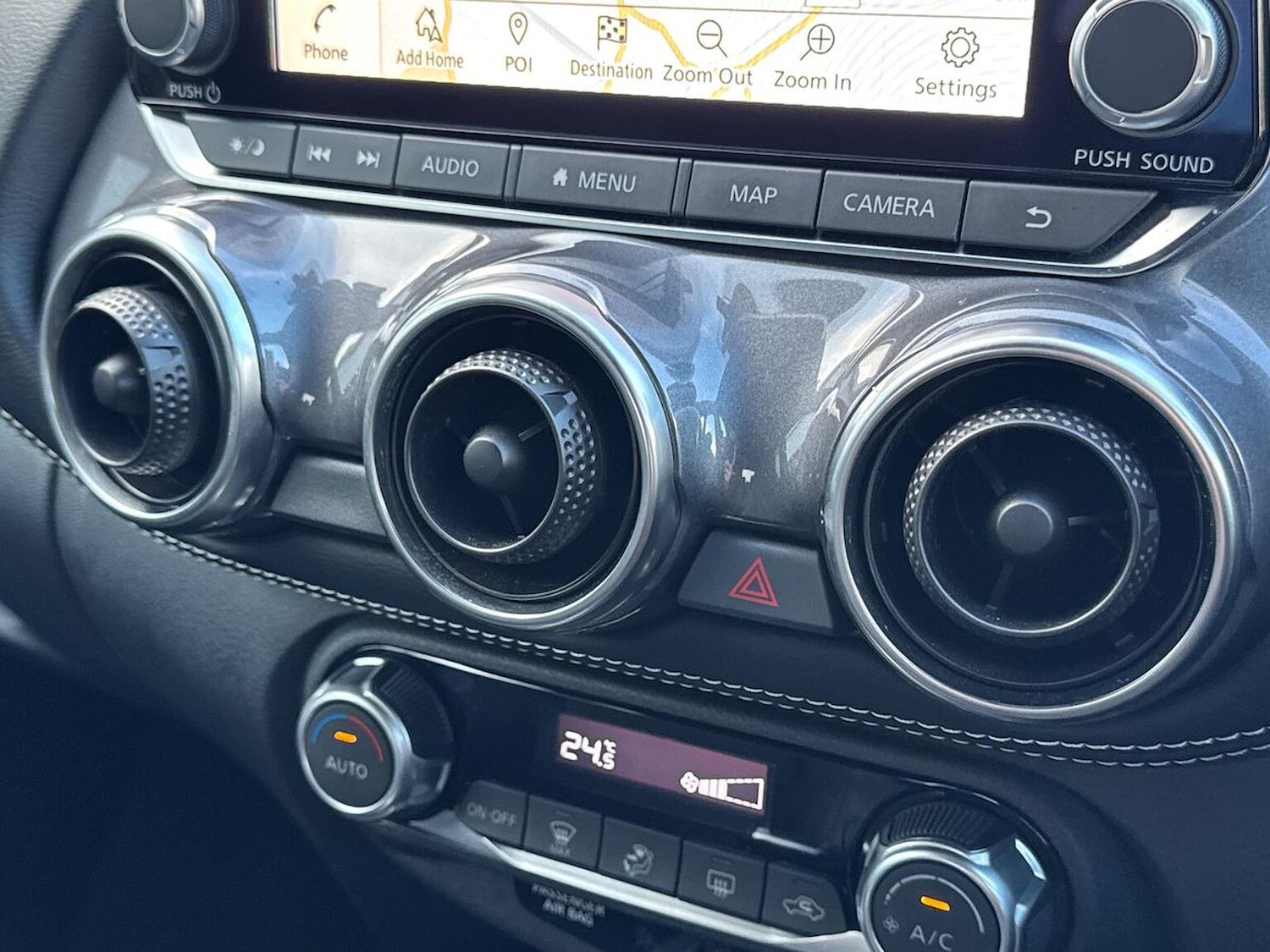 Used Nissan Juke 2024 for sale - 76830635: Photo 25