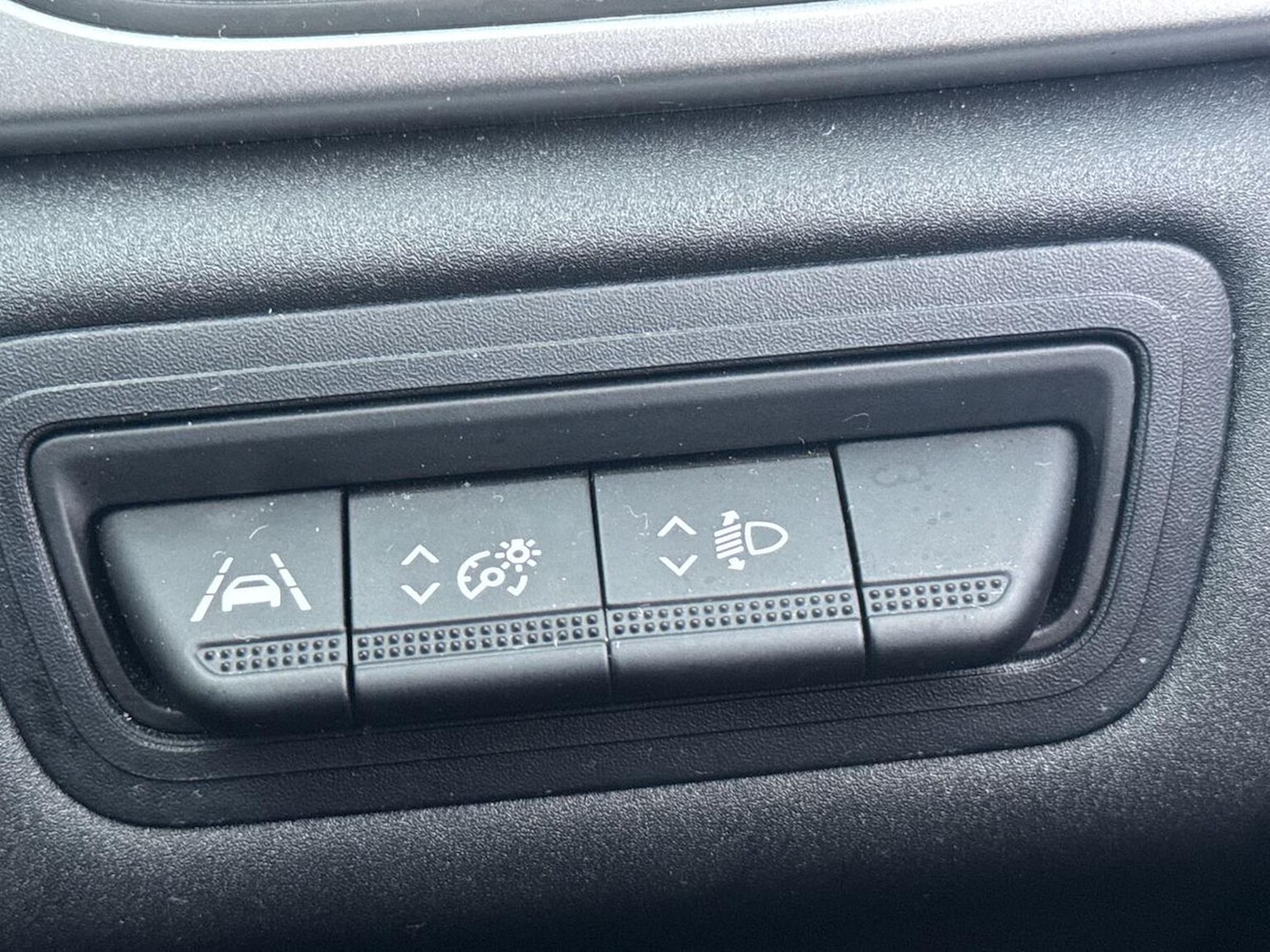 Used Renault Captur 2024 for sale - 76510765: Photo 22