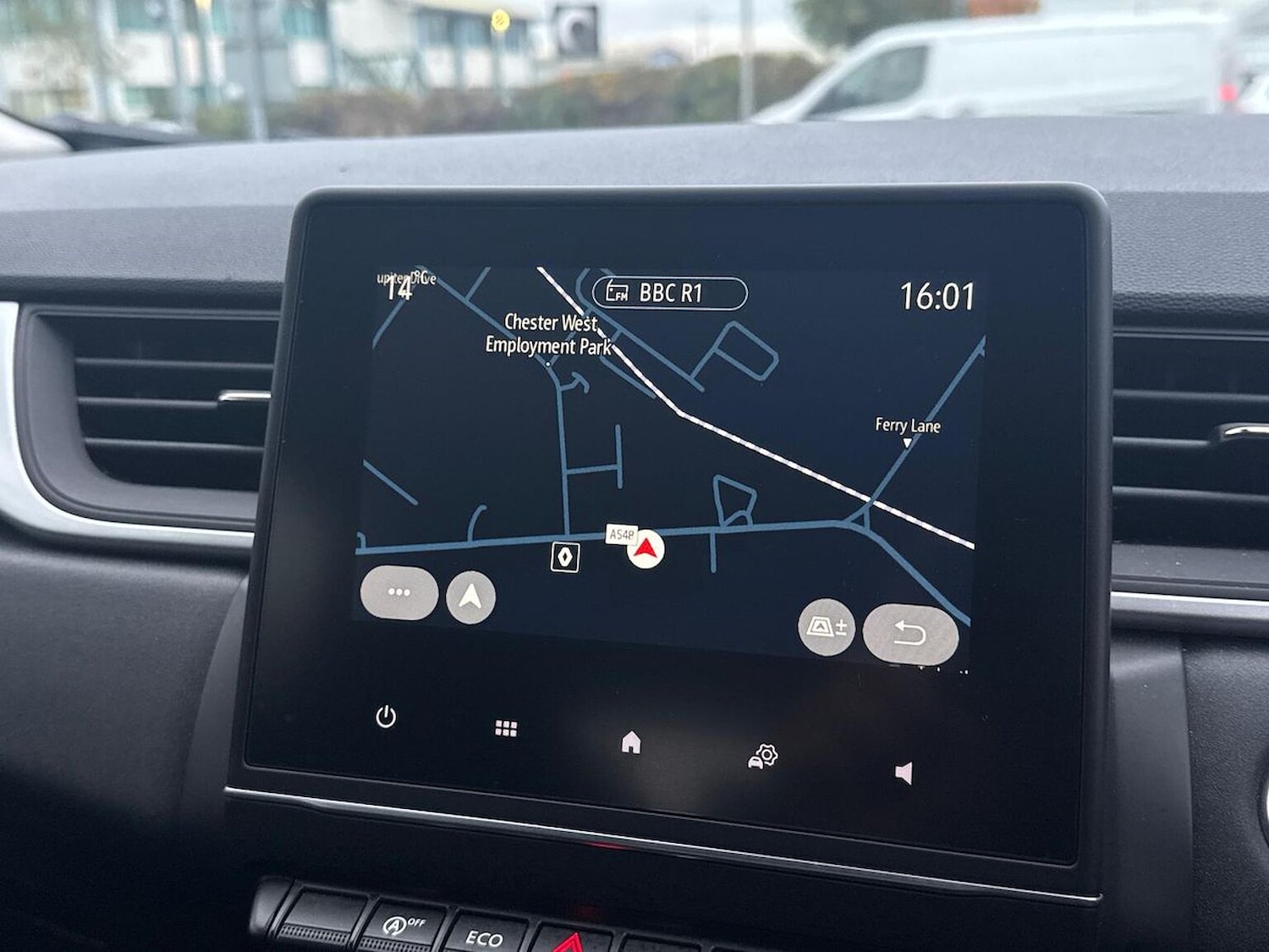 Used Renault Captur 2024 for sale - 76510765: Photo 24