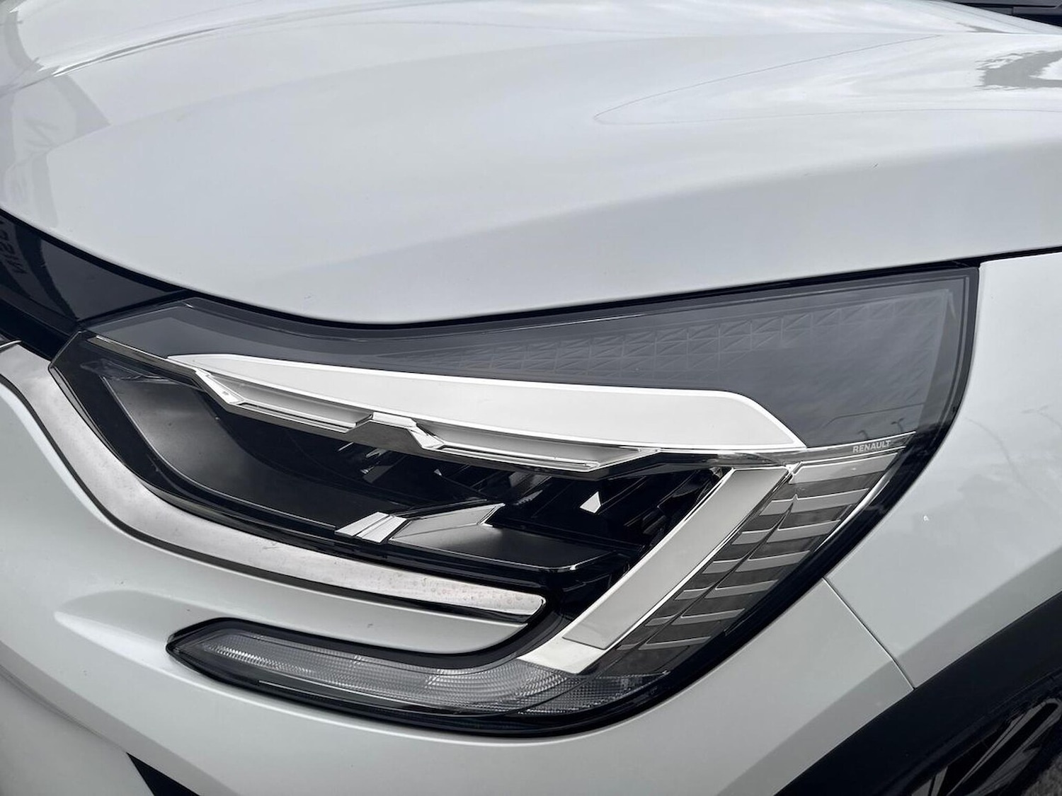 Used Renault Captur 2024 for sale - 76510765: Photo 34