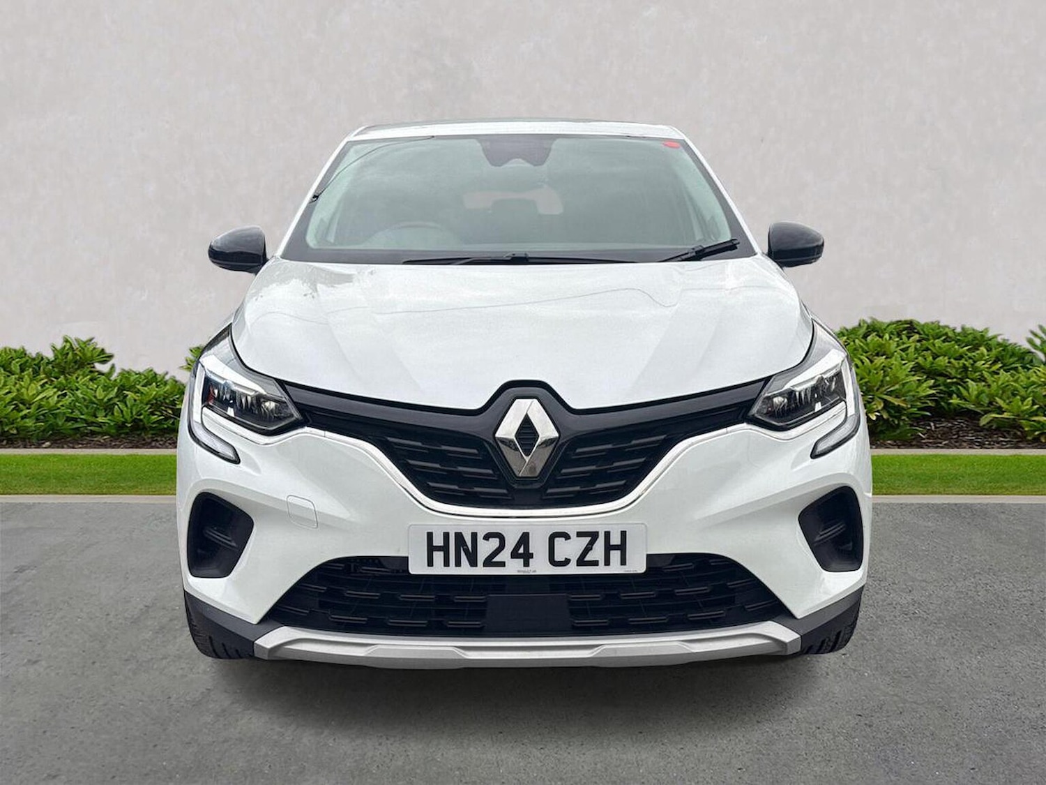Used Renault Captur 2024 for sale - 76510765: Photo 5