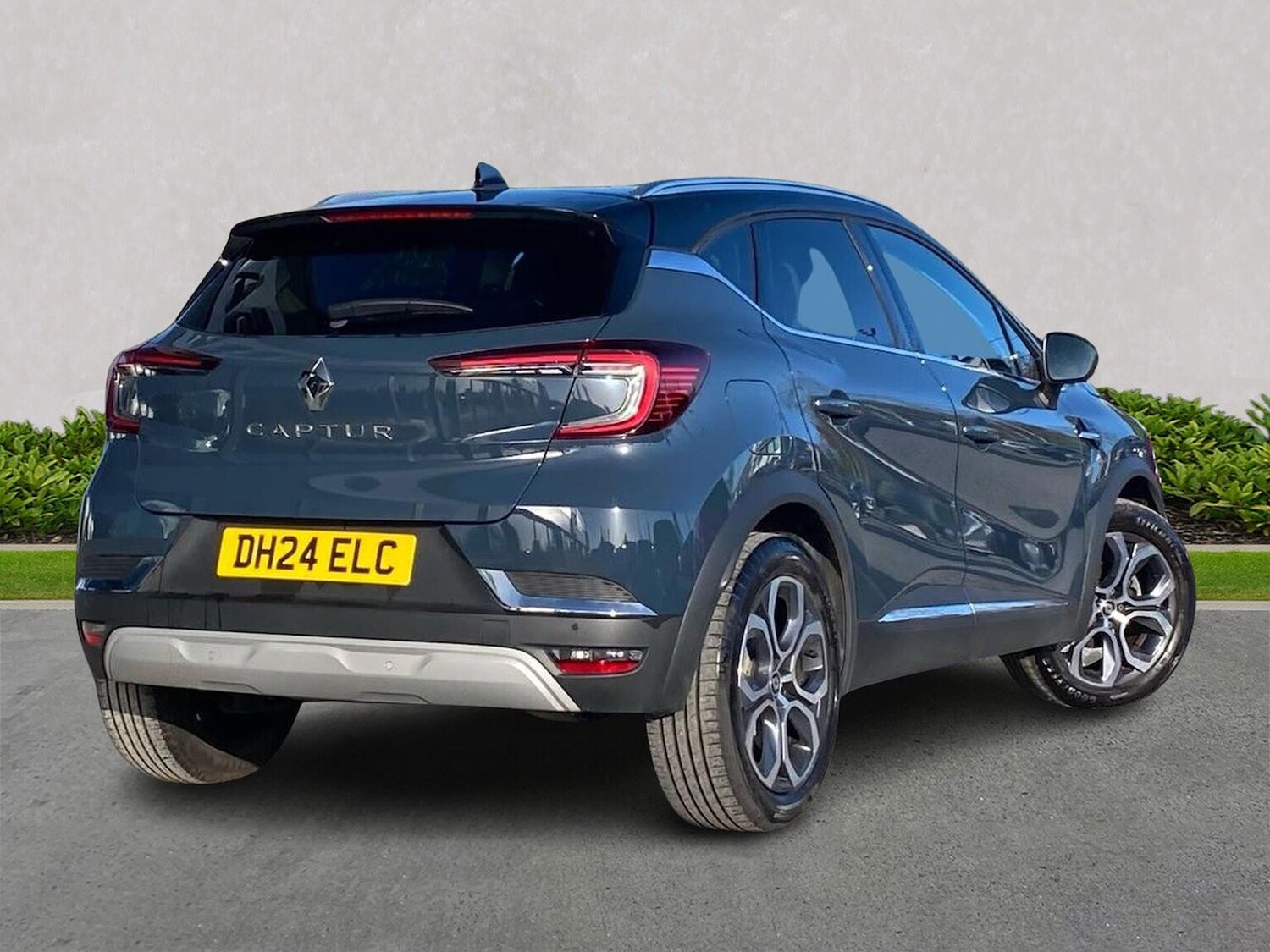 Used Renault Captur 2024 for sale - 78195859: Photo 18