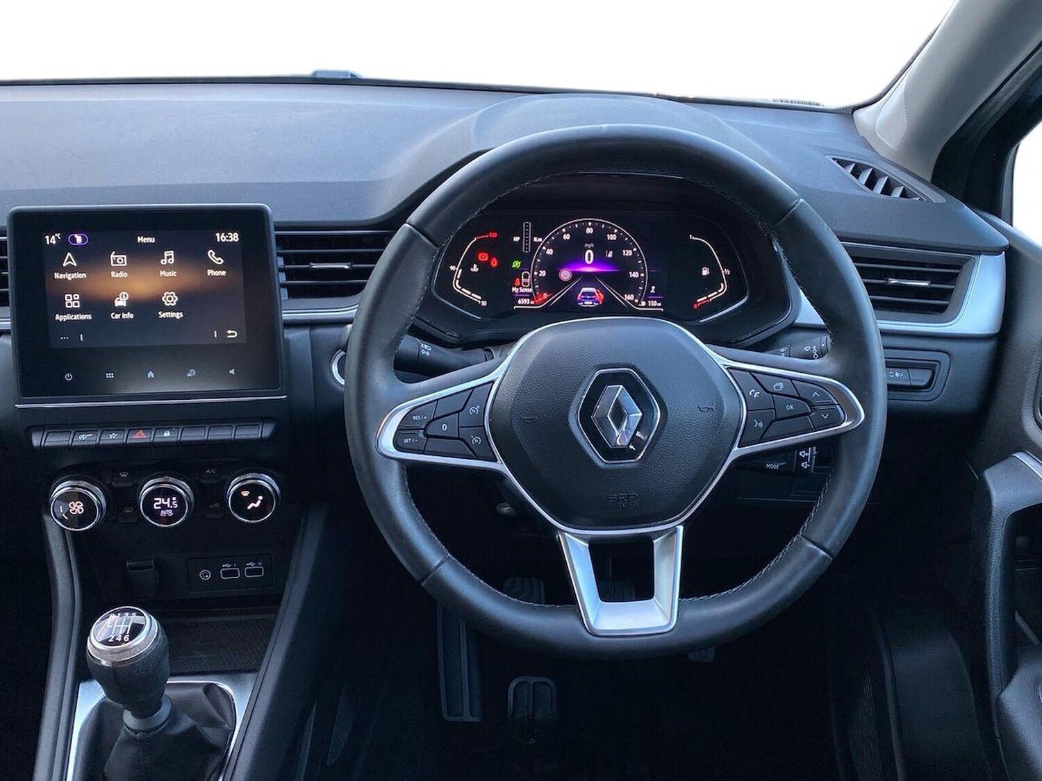 Used Renault Captur 2024 for sale - 78195859: Photo 9