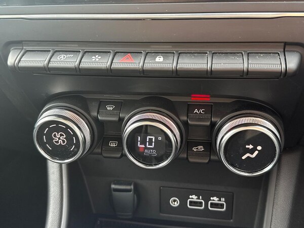 Used Renault Captur 2024 for sale - 76237009: Photo 12