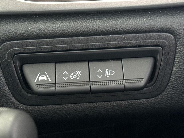 Used Renault Captur 2024 for sale - 76237009: Photo 22