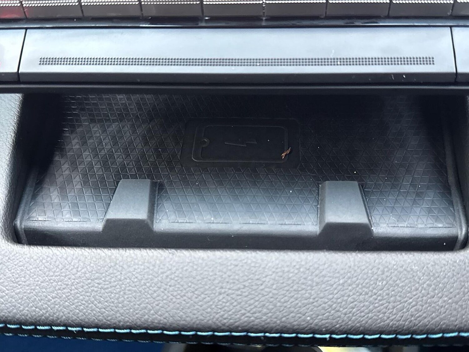 Used Renault Scenic E-Tech 2024 for sale - 77008325: Photo 43