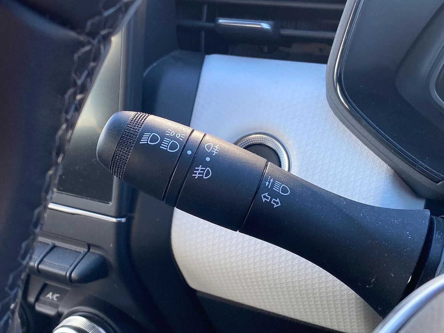 Used Renault Clio 2022 for sale - 77802157: Photo 29