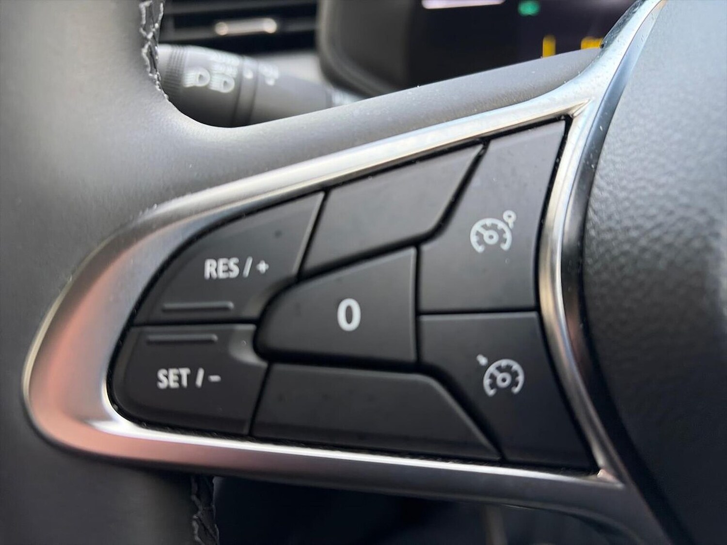 Used Renault Clio 2024 for sale - 76831958: Photo 27