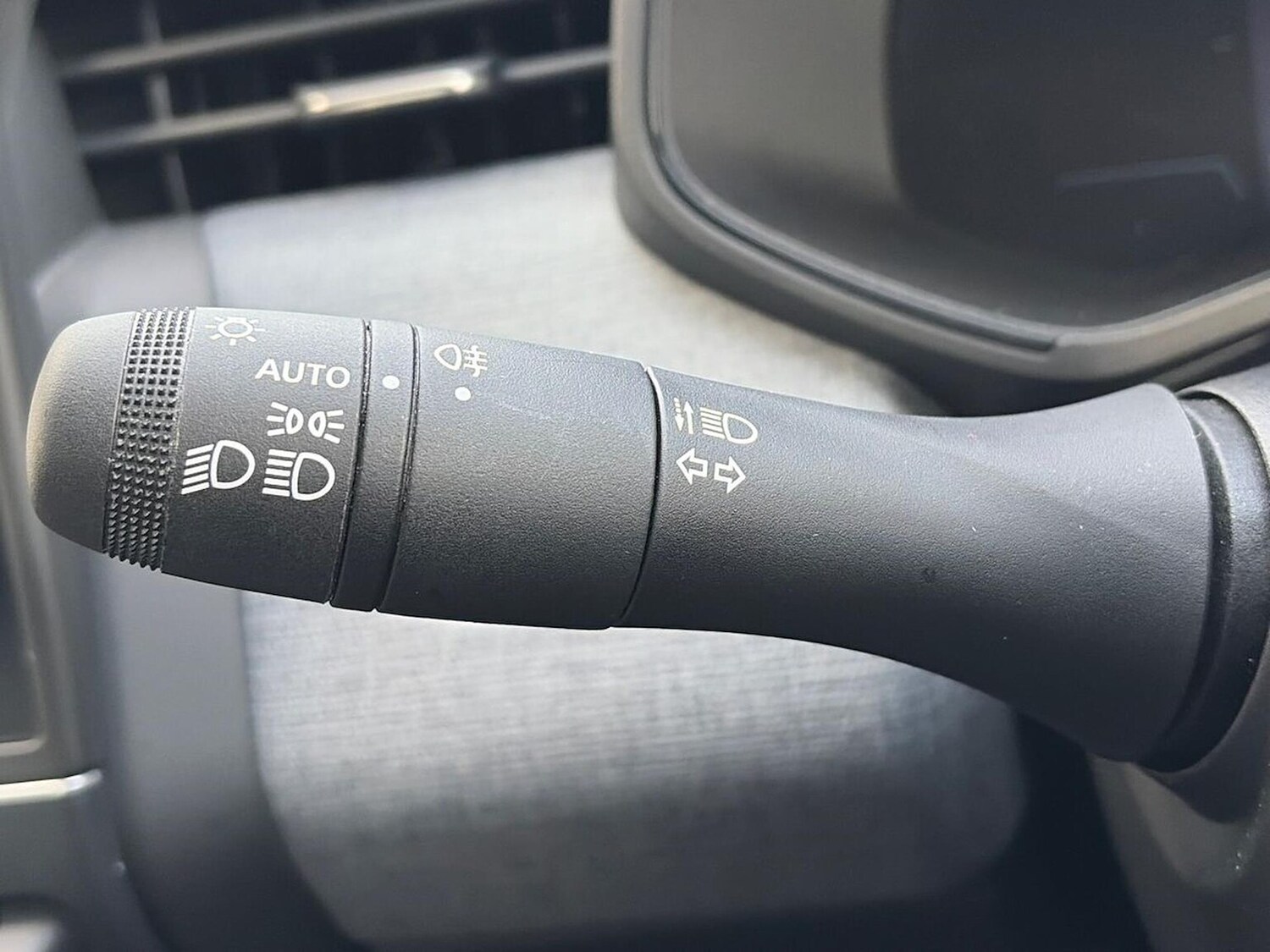 Used Renault Clio 2024 for sale - 76831958: Photo 29