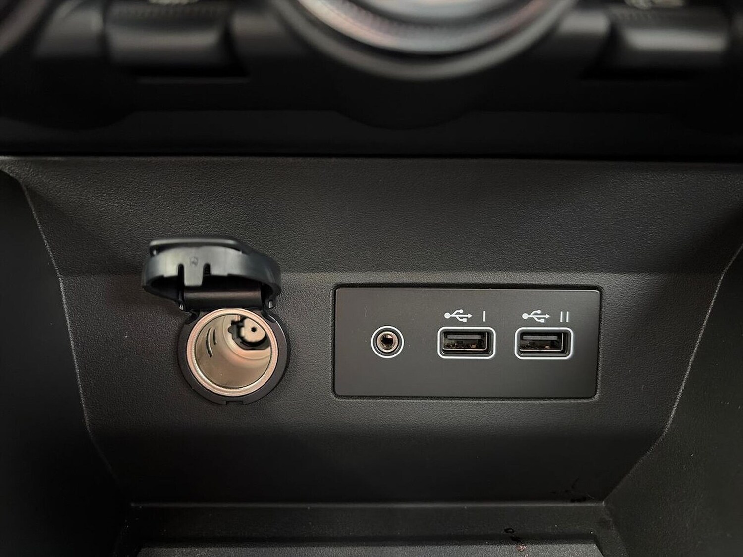 Used Renault Clio 2024 for sale - 76831958: Photo 31