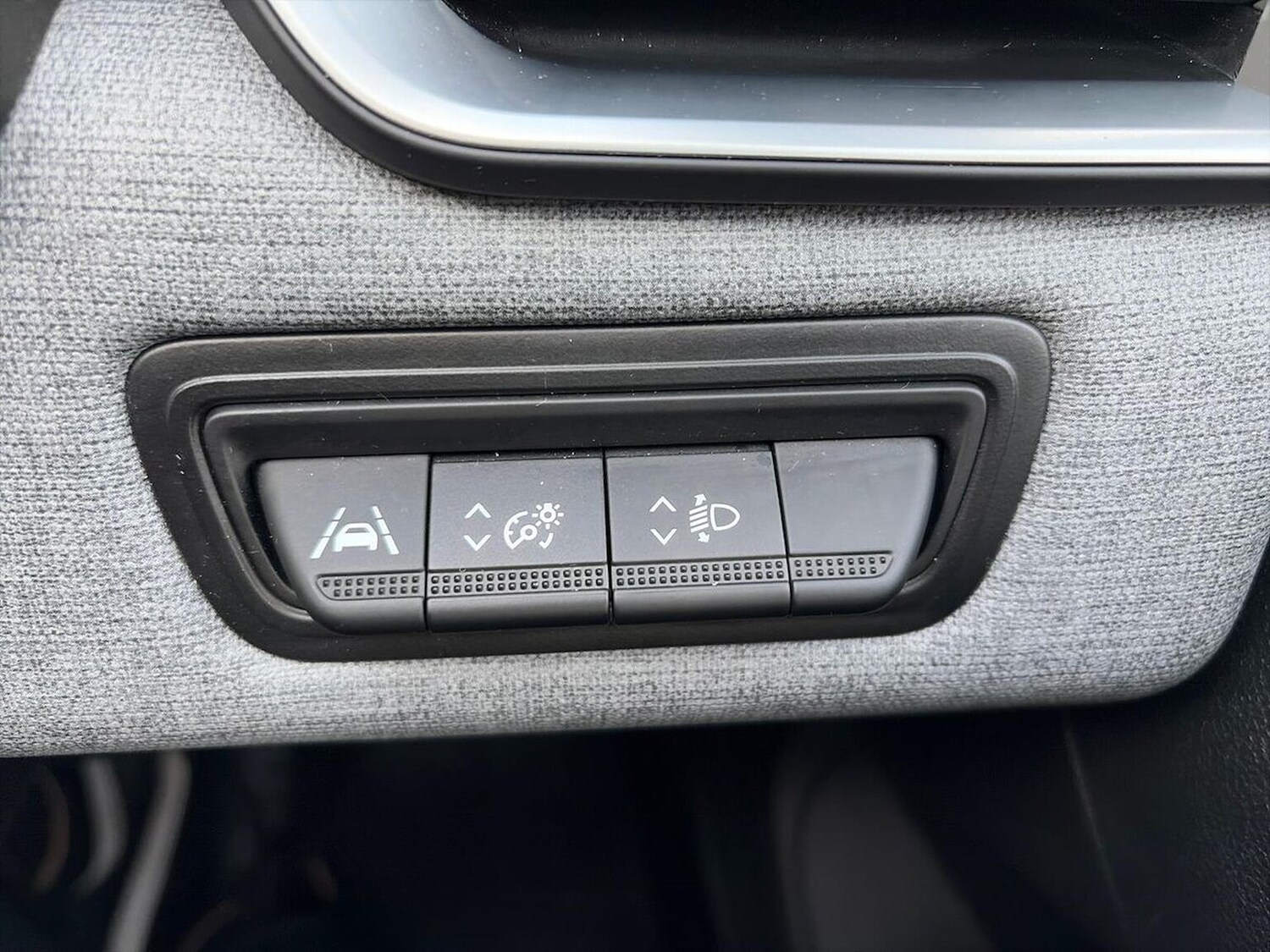 Used Renault Clio 2024 for sale - 76831958: Photo 32