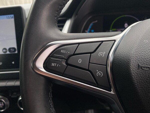Used Renault Captur 2023 for sale - 76281168: Photo 27