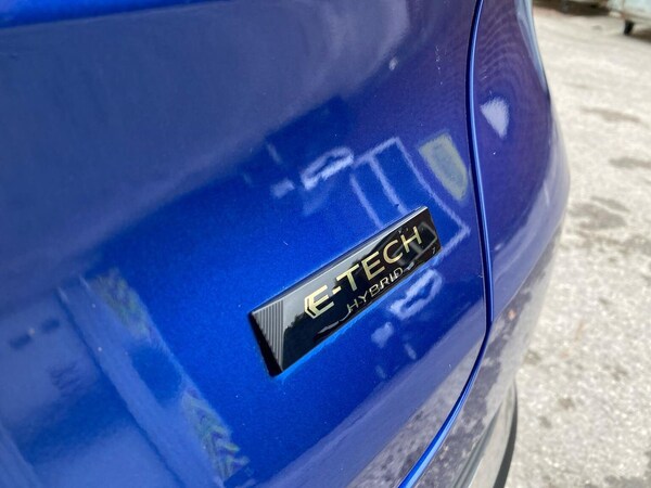 Used Renault Captur 2023 for sale - 76281168: Photo 32
