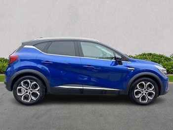 Used Renault Captur 2023 for sale - 76281168: Photo