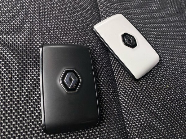 Used Renault Captur 2023 for sale - 76281168: Photo 42