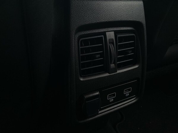 Used Renault Captur 2023 for sale - 76281168: Photo 44