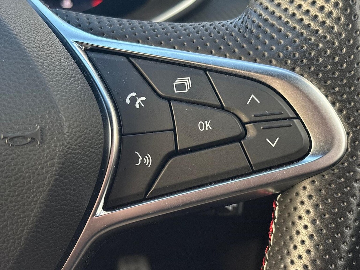 Used Renault Clio 2022 for sale - 76570981: Photo 26