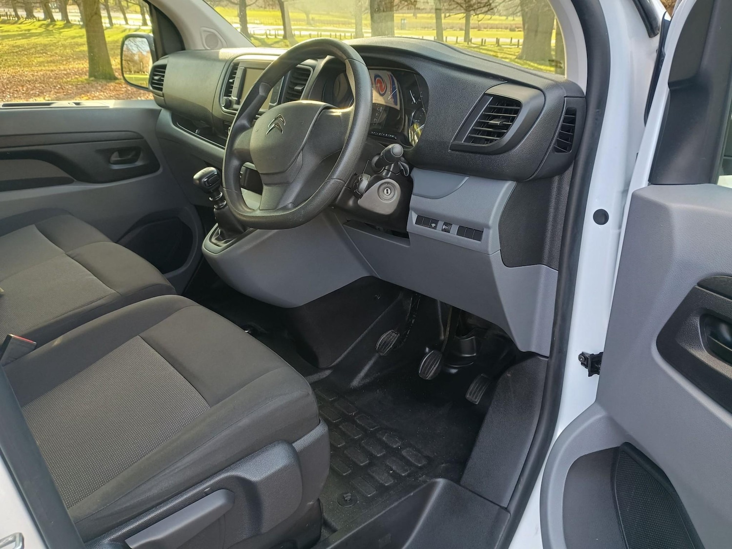 Used Citroen Dispatch 2022 for sale - 77275629: Photo 28