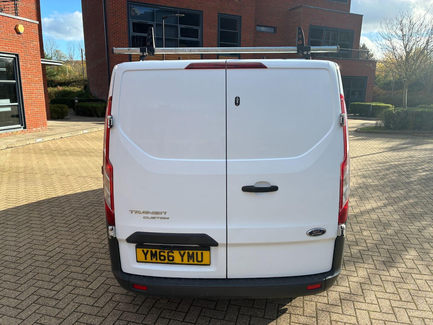 Used Ford Transit Custom 2017 for sale - 76440355: Photo 5